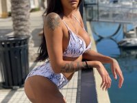 Latina MILF Zoey Sinn models a bikini at a marina prior to oral & vaginal sex - Photo #4