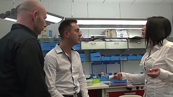 The prosthetic head punishes his two employees by f. them to fuck him.