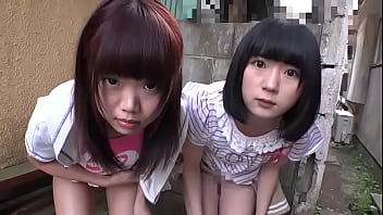 Japanese schoolgirls work part time. Take a look here: bit.ly/3727pbE
