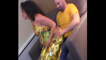 Simone, la pro du yoga, se fait baiser dans tous les sens