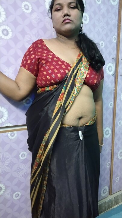 Sexy aged aunty part 1