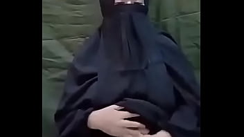 Hijab wife masturbate