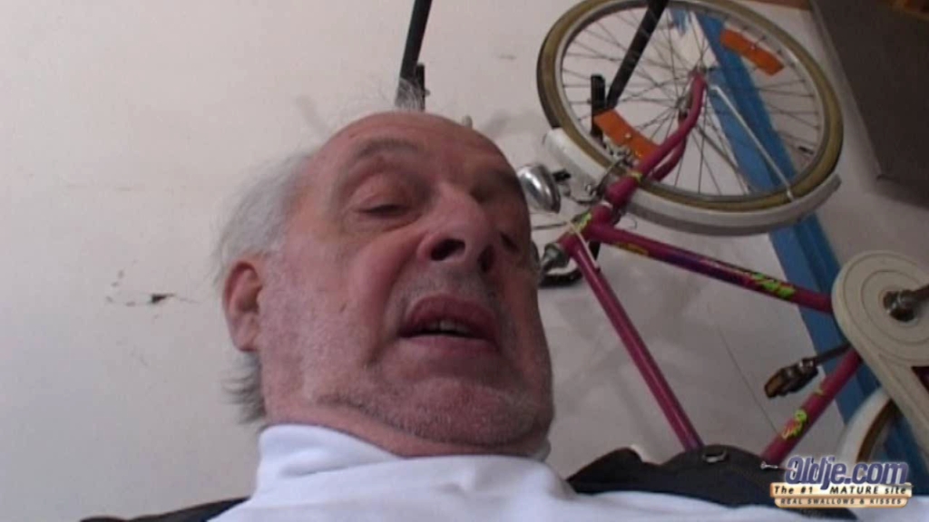 Oldje E033 - The Old Fool with Vivien Blue, Sicke