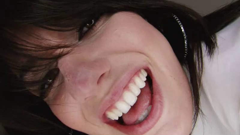 AmateurAllure - riley 1