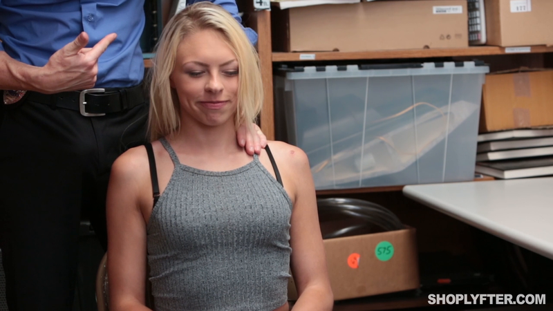 ShopLyfter - Zoey Clark