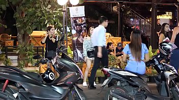 Bangkok night scenes - RAW and unfiltered