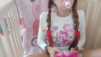 the little girl feel her first orgasm and touch her beautiful pussy