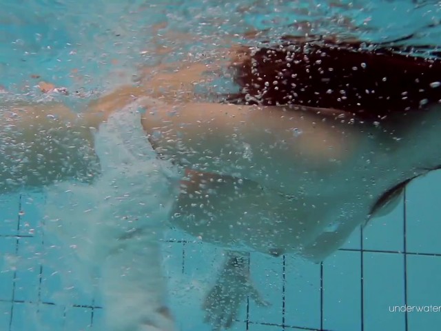 Katy Soroka hairy teen underwater